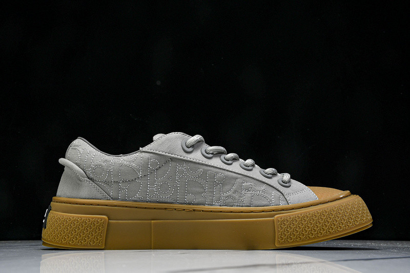 DR B33 Sneaker