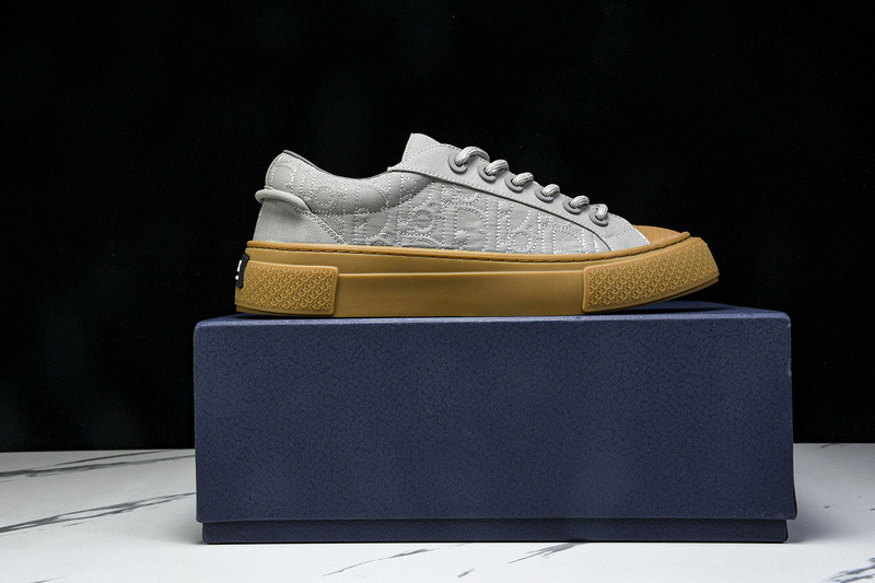 DR B33 Sneaker