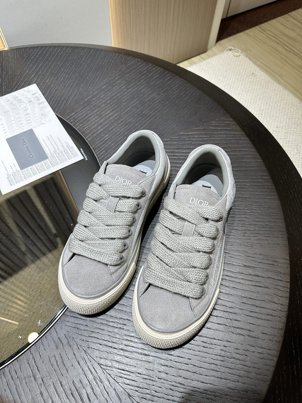 DR B33 Sneaker