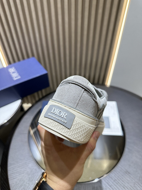 DR B33 Sneaker