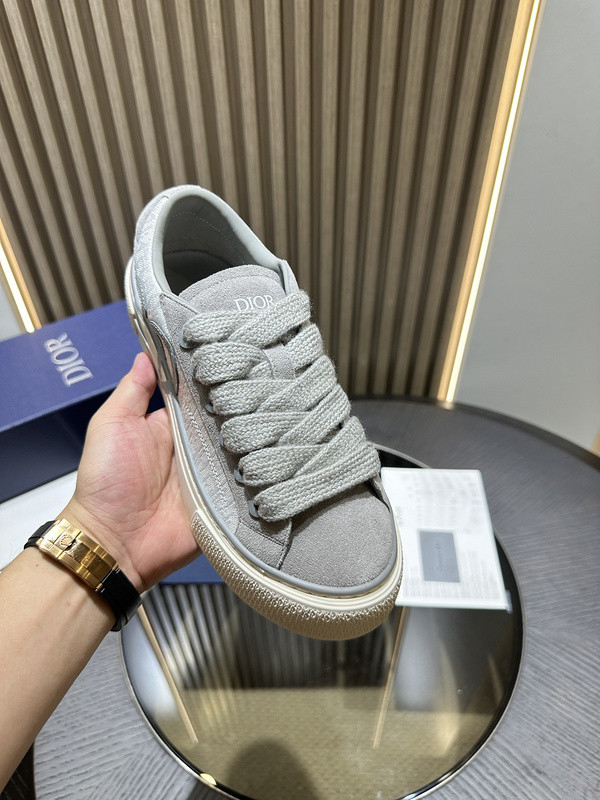 DR B33 Sneaker