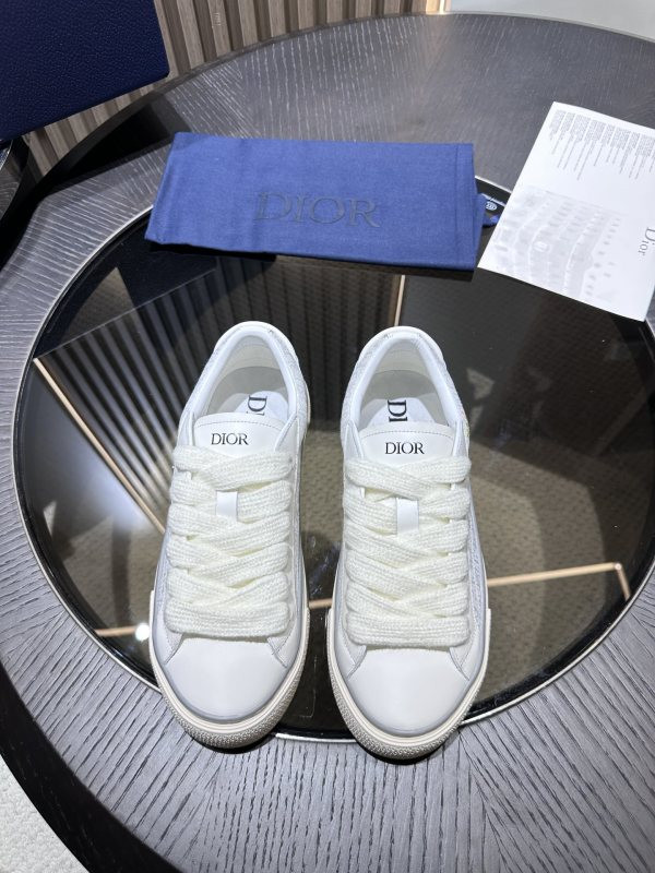 DR B33 Sneaker