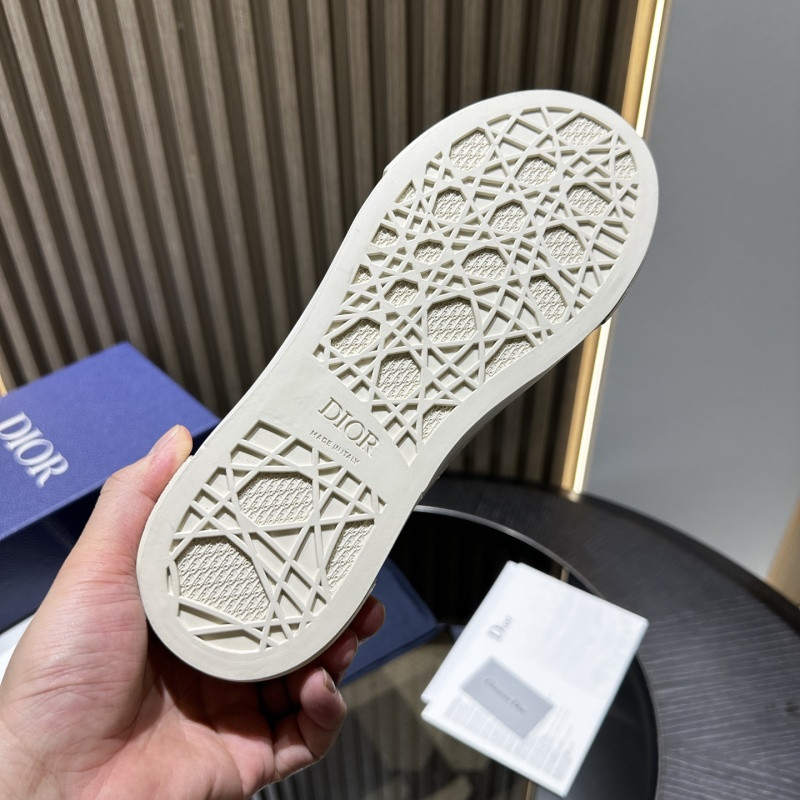 DR B33 Sneaker