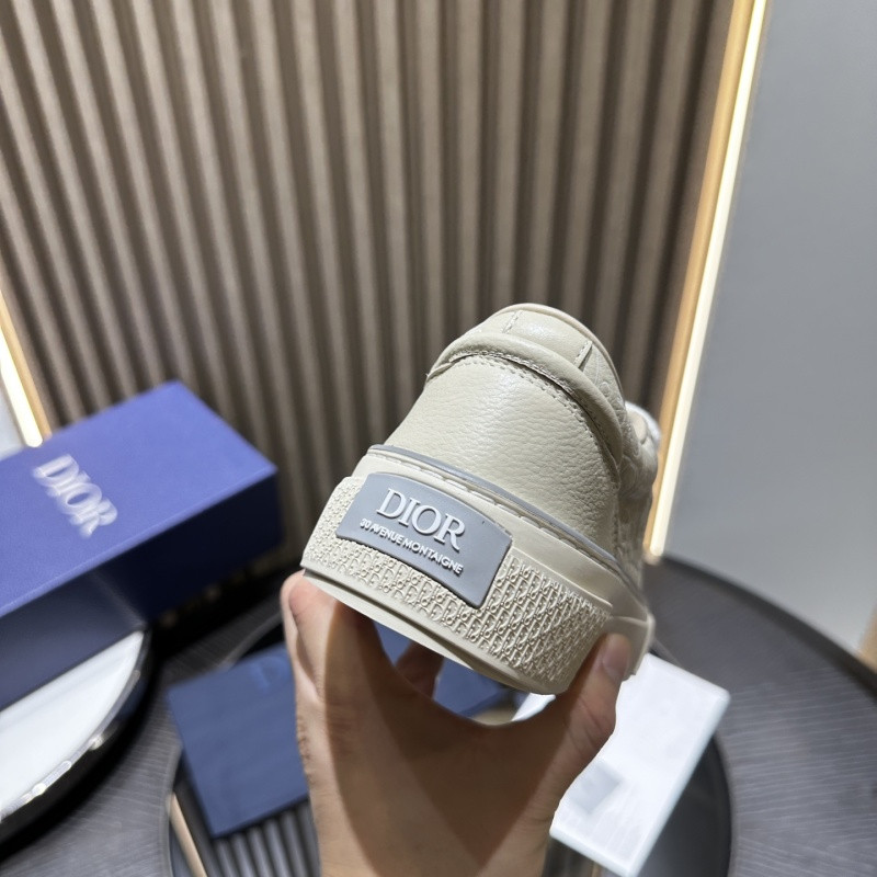 DR B33 Sneaker