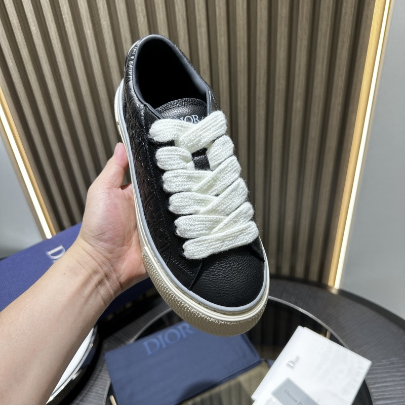 DR B33 Sneaker