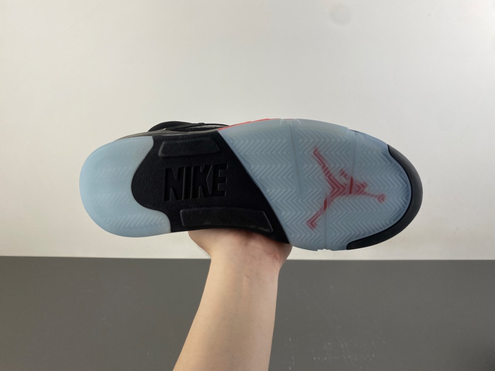 Air Jordan 5 Retro