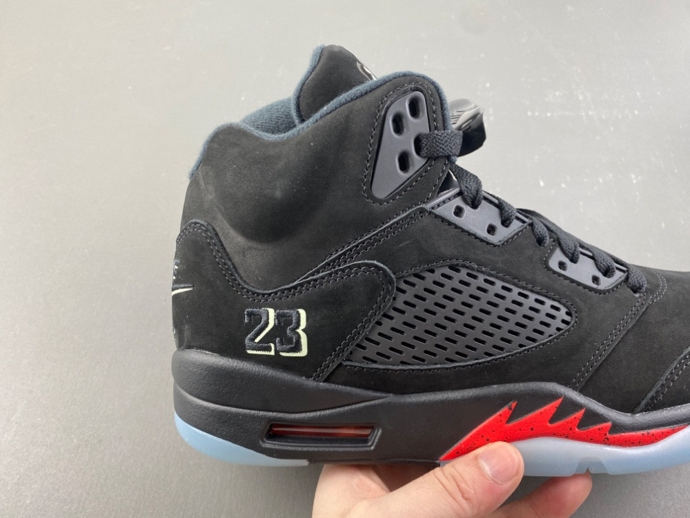 Air Jordan 5 Retro