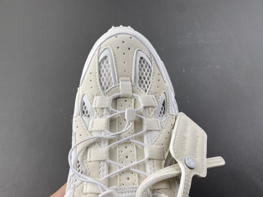OFF-WHITE BE RIGHT BACK
