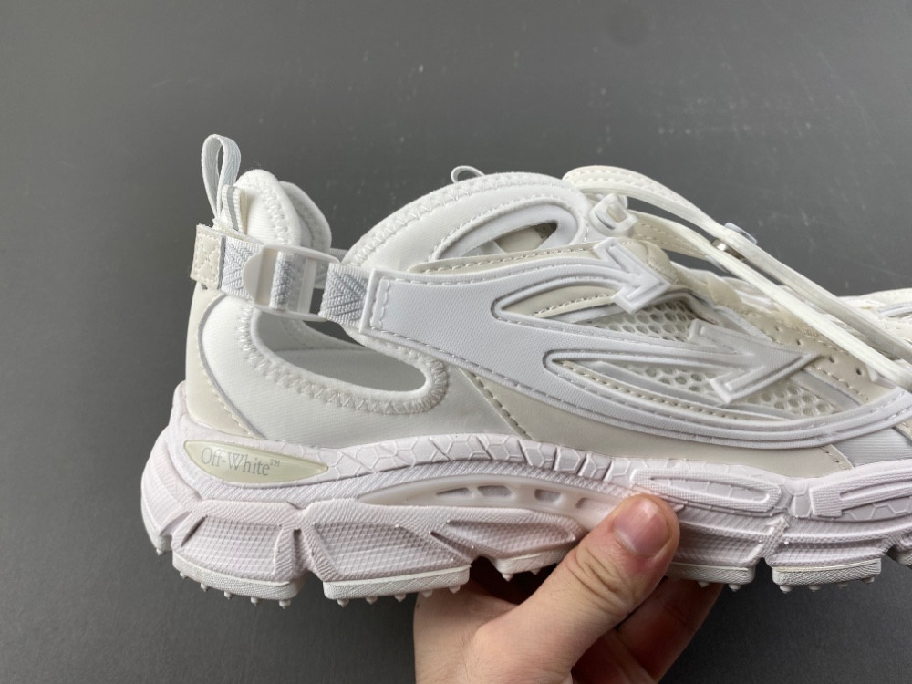 OFF-WHITE BE RIGHT BACK