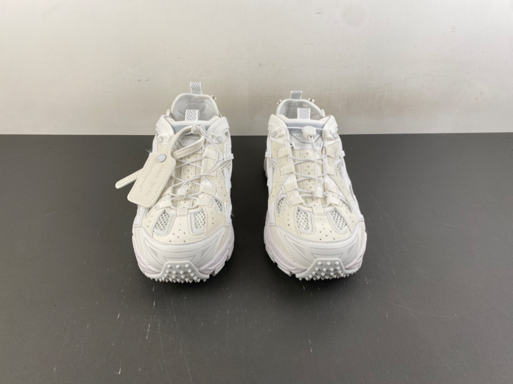 OFF-WHITE BE RIGHT BACK
