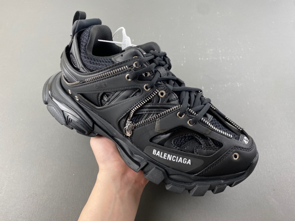 Ba1en*iaga Track W3AD3-2350
