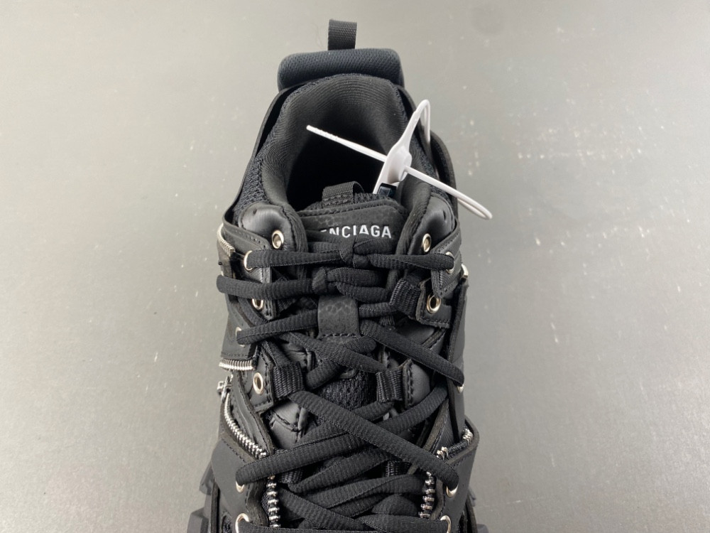 Ba1en*iaga Track W3AD3-2350