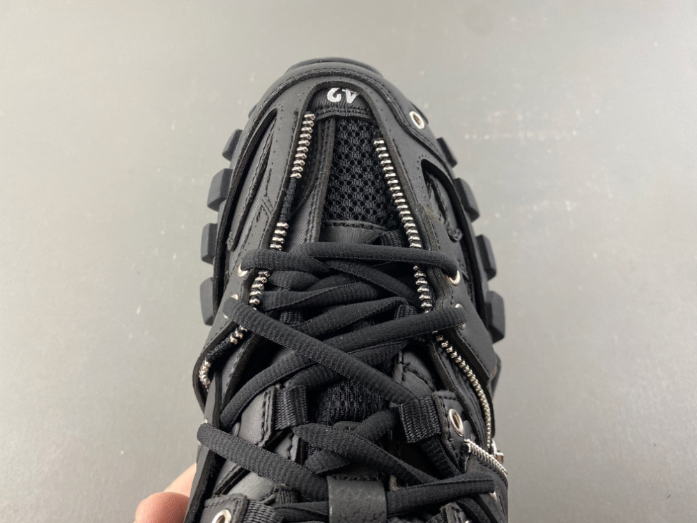 Ba1en*iaga Track W3AD3-2350