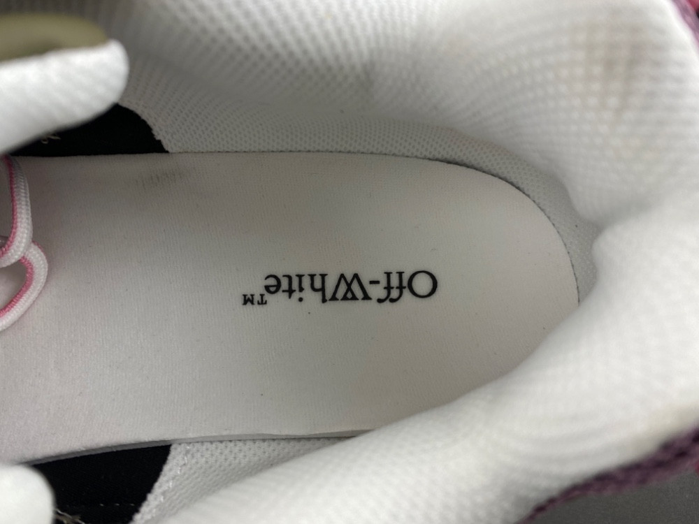 OFF-WHITE BE RIGHT BACK