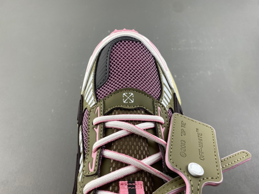 OFF-WHITE BE RIGHT BACK
