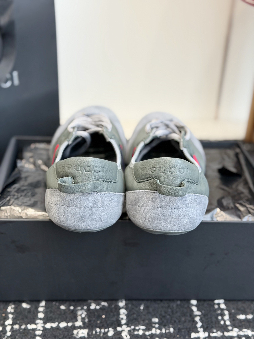 GC Sneakers