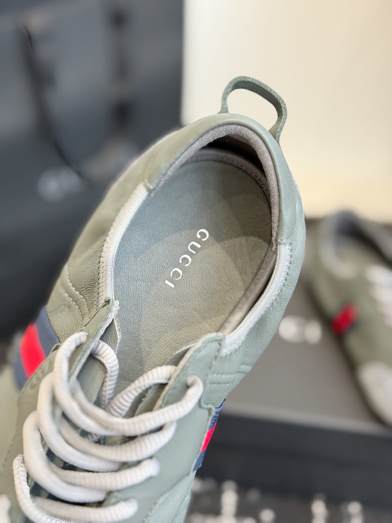 GC Sneakers