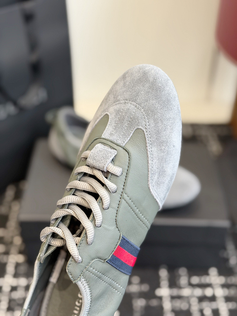 GC Sneakers