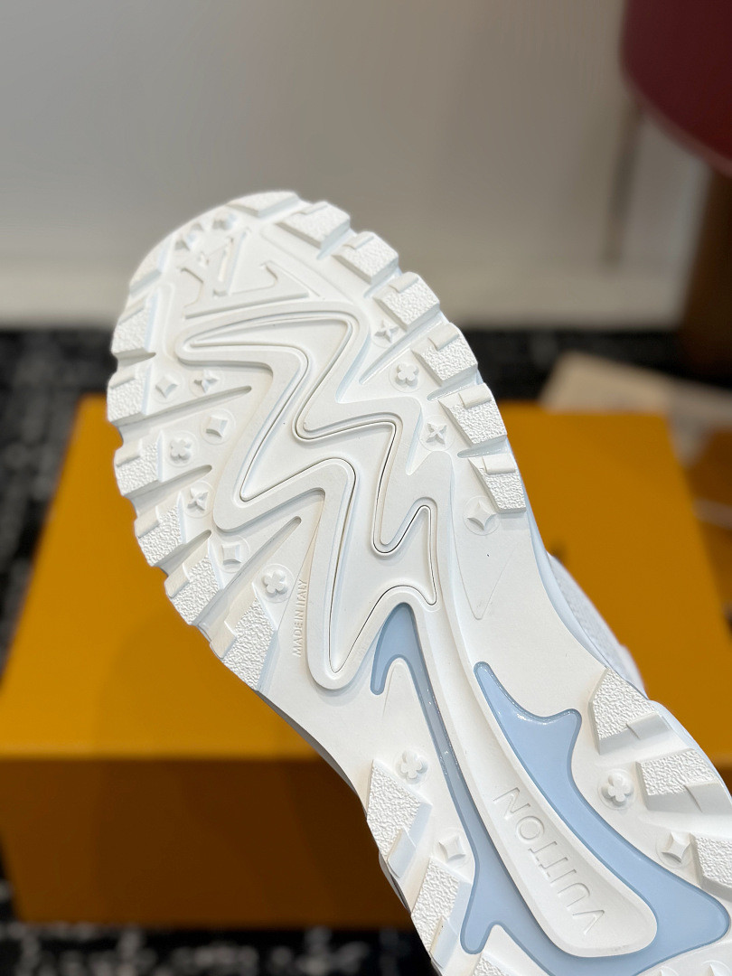 L*V Tatic Runner Sneaker