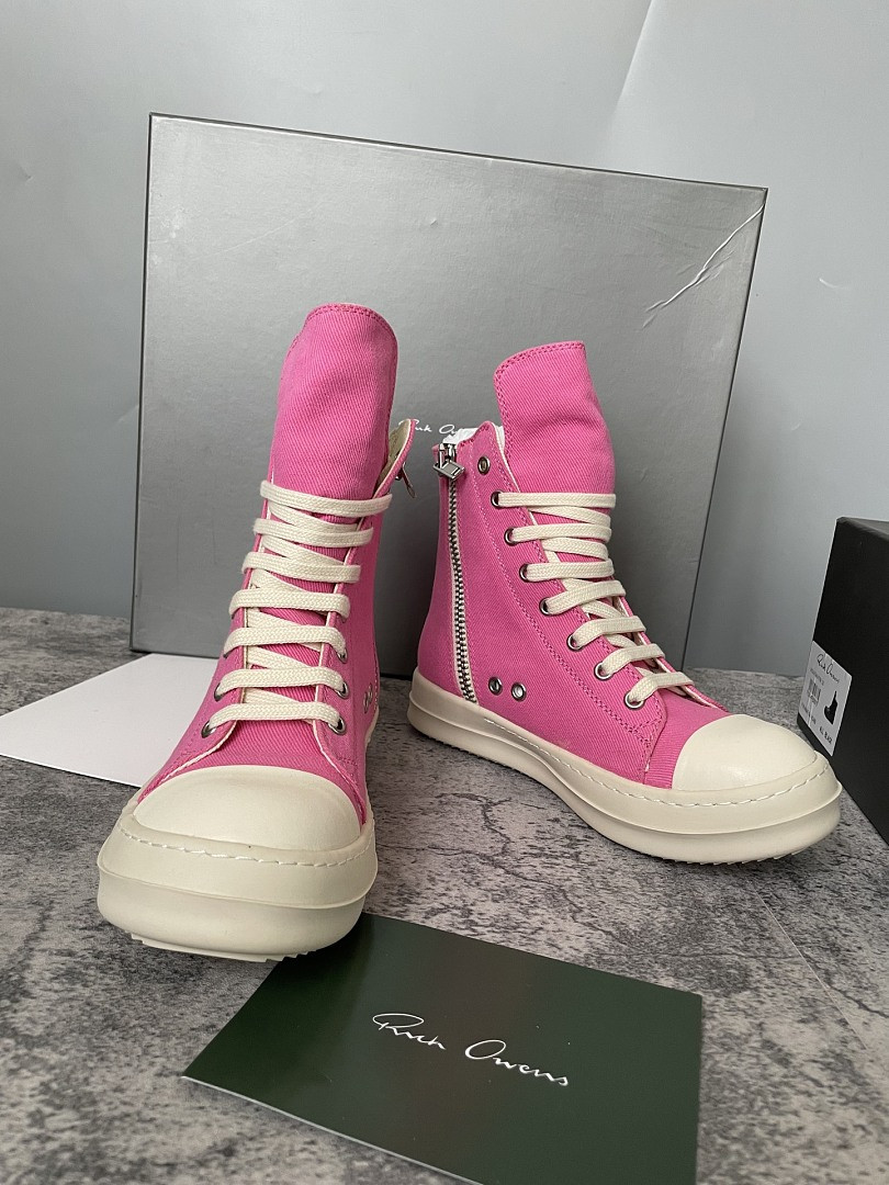 RO Sneakers