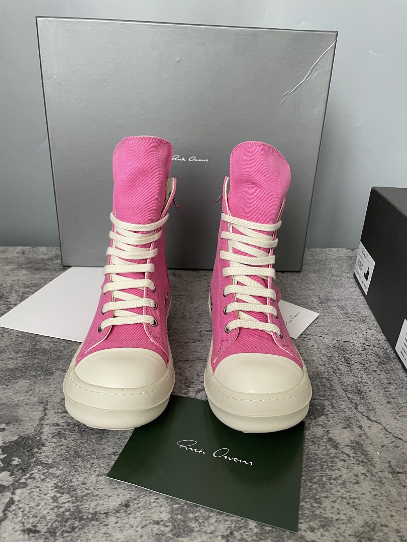 RO Sneakers