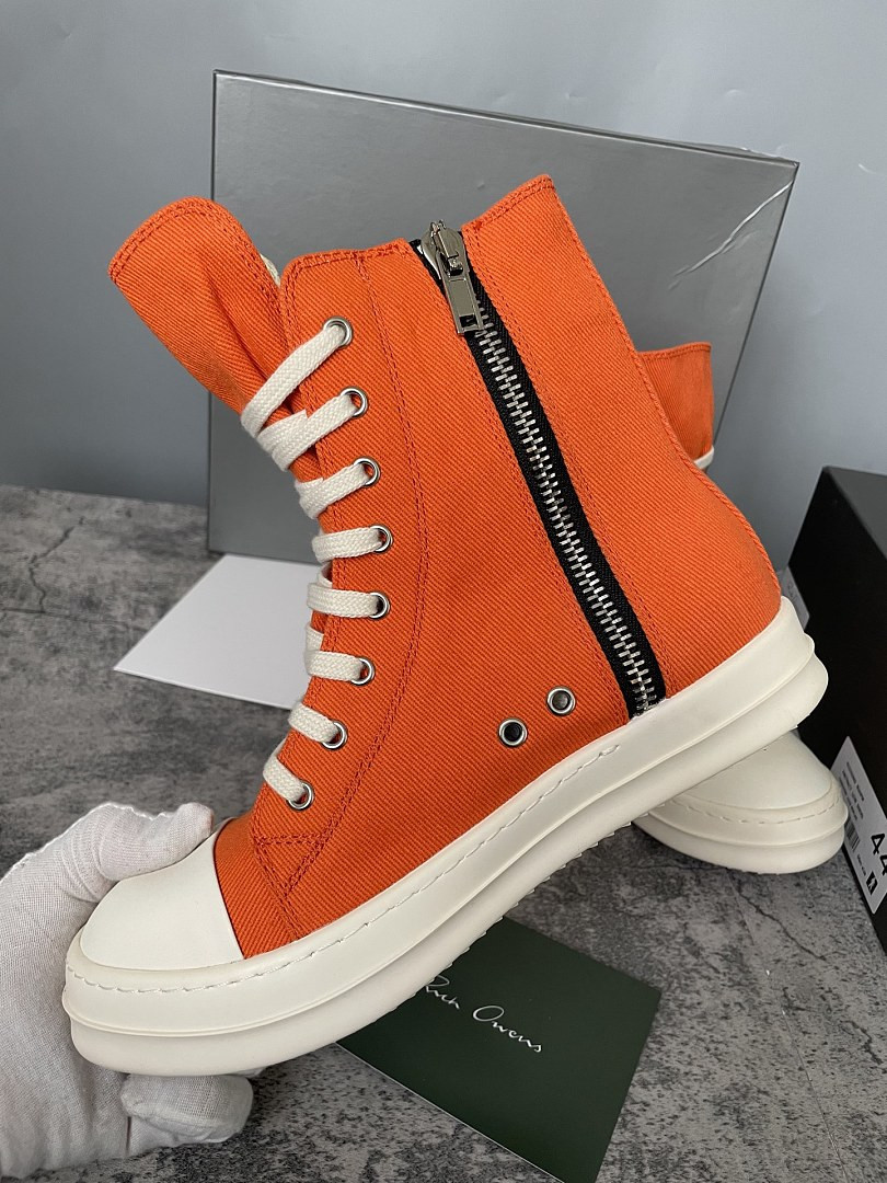RO Sneakers