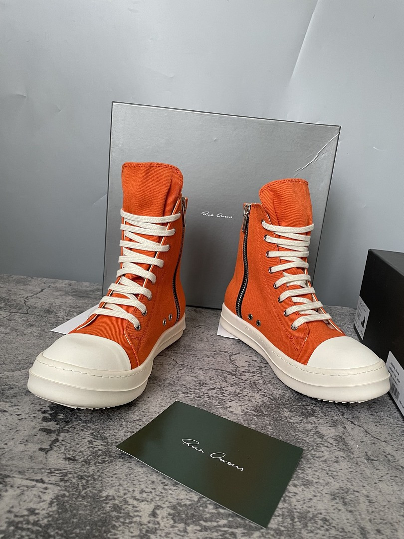 RO Sneakers