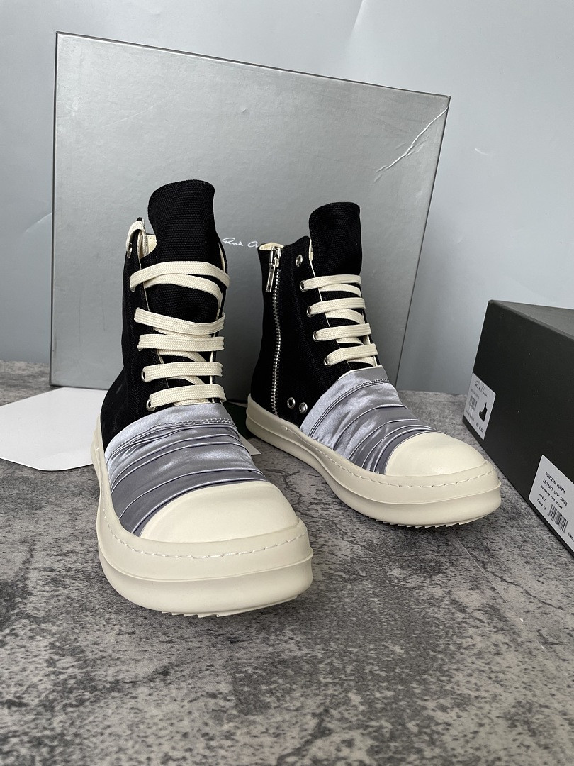 RO Sneakers