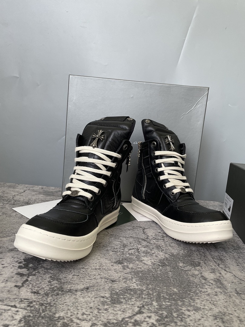 RO Sneakers
