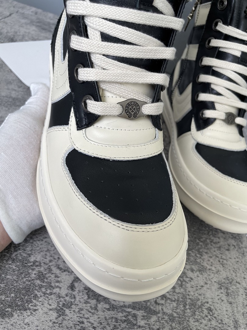 RO Sneakers