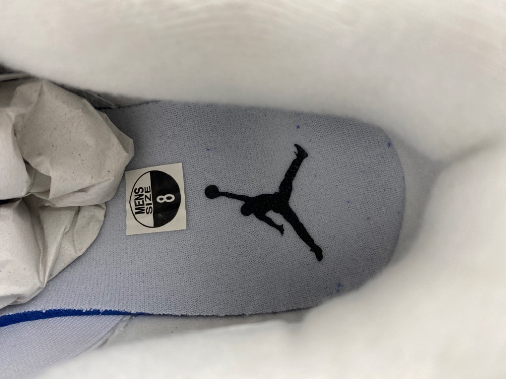 Air Jordan 4 Retro FQ8138-092