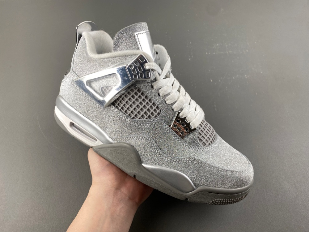 Air Jordan 4 Retro FQ8138-092