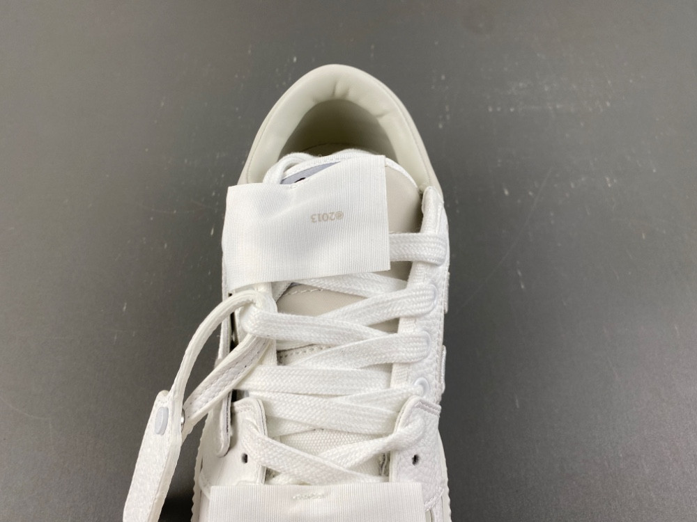 OFF-WHITE Virgil Abloh Vulc Low Top