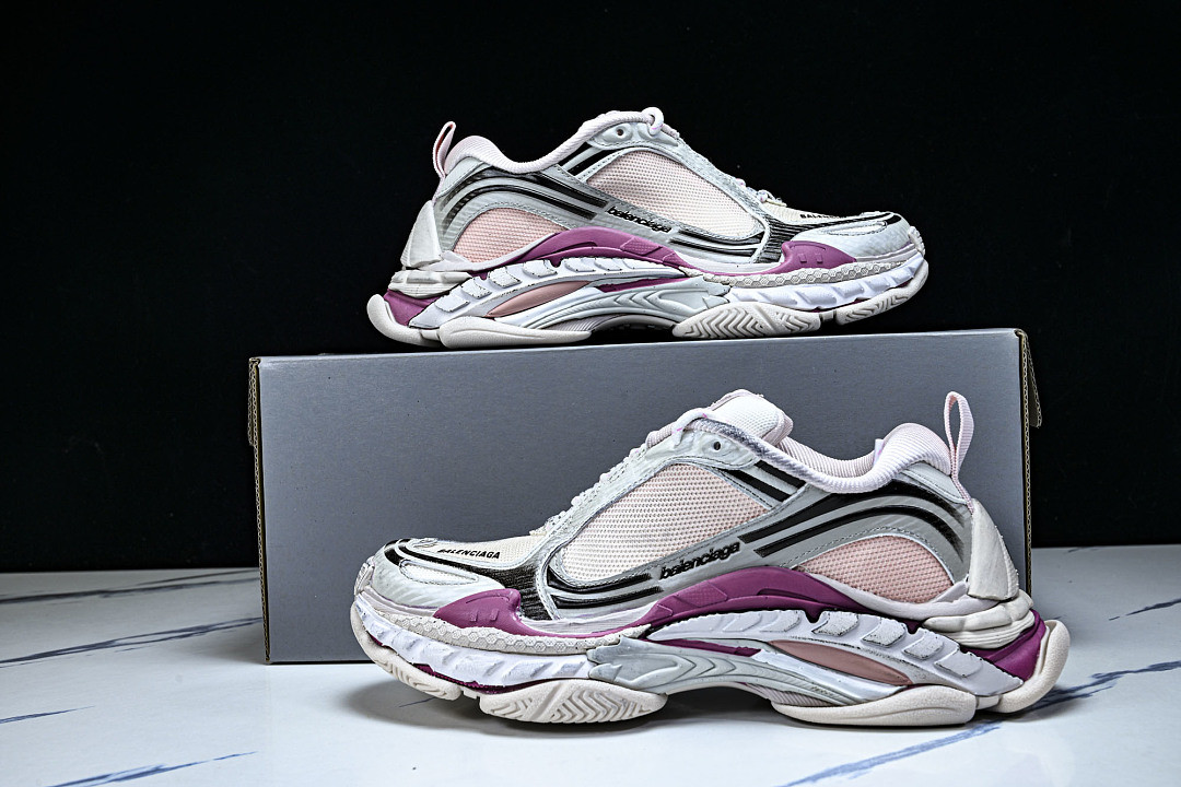 Ba1en*iaga Triple S 2 WTR2G-6800