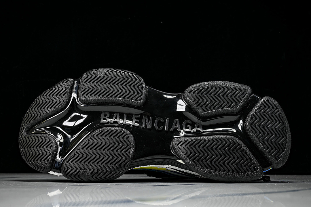 Ba1en*iaga Triple S 2 WTRS2-4497