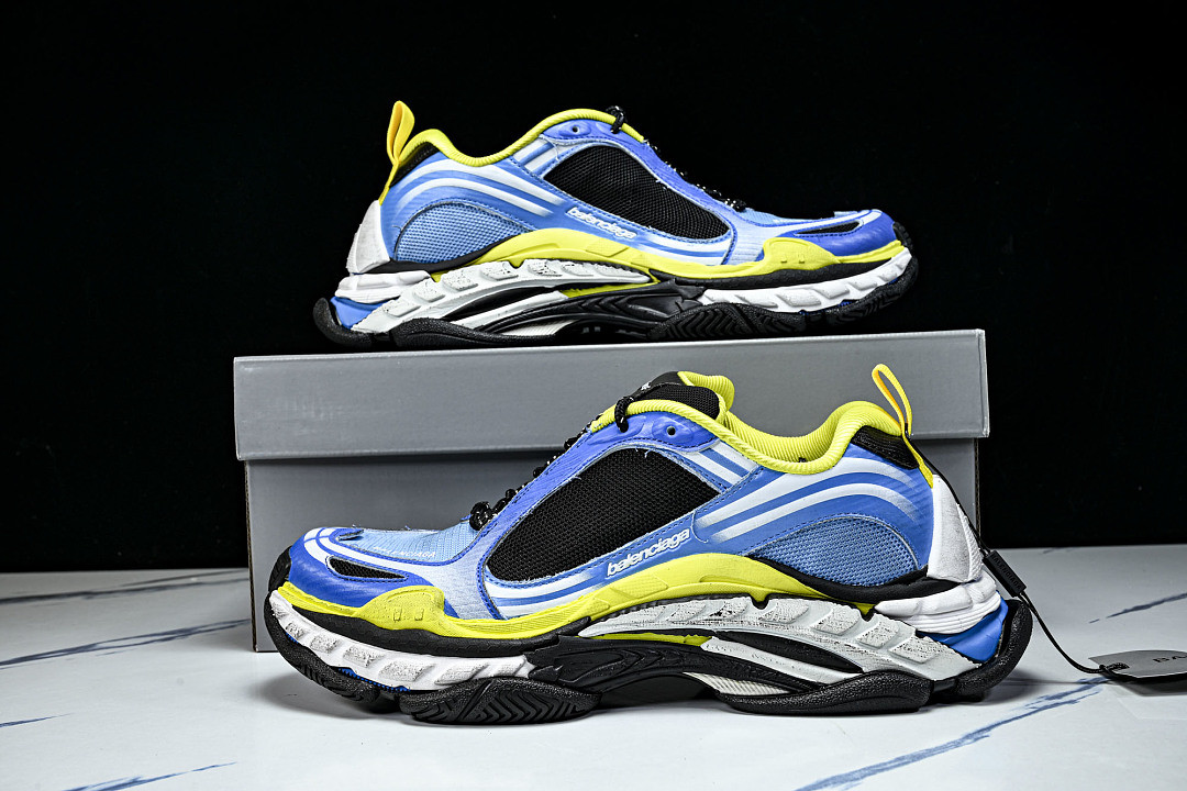 Ba1en*iaga Triple S 2 WTRS2-4497
