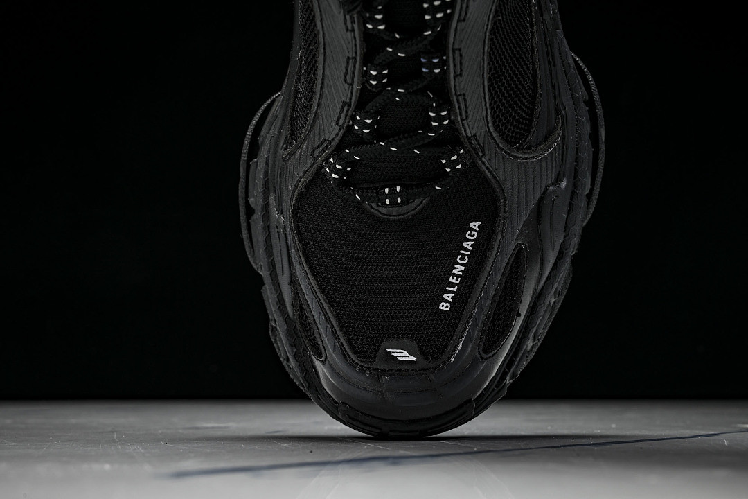 Ba1en*iaga Triple S 2 WTRS2-1011
