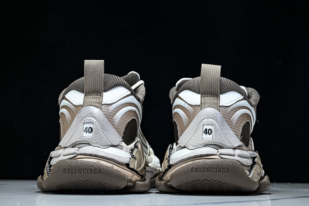 Ba1en*iaga Triple S 2 WTRS2-2290