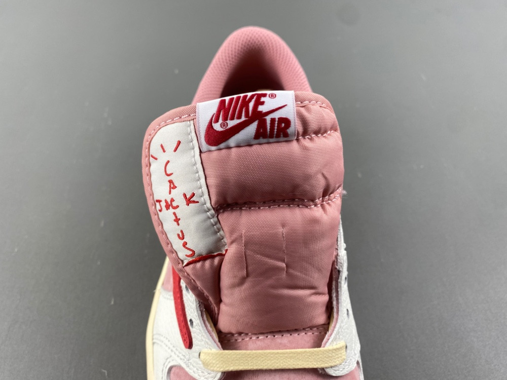 Travis Scott x Air Jordan 1 Low DM7866-100