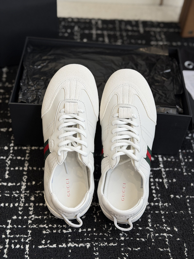 GC Sneakers