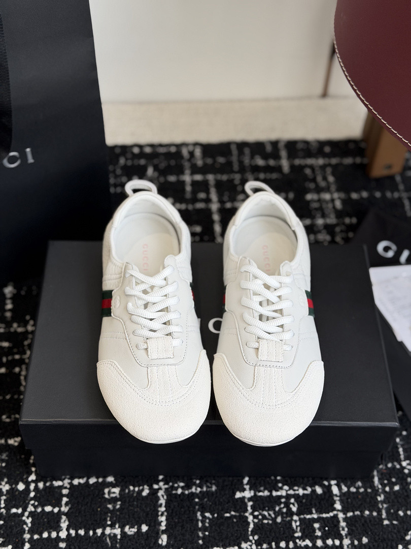 GC Sneakers
