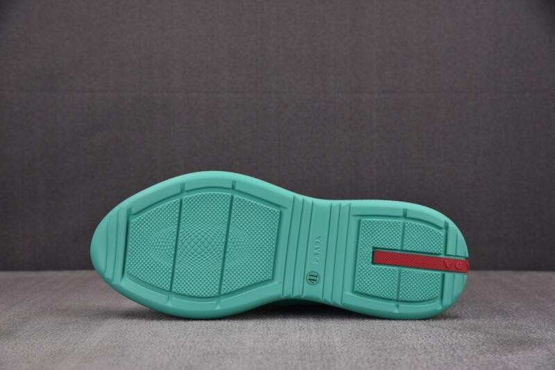 PA Low Sneakers