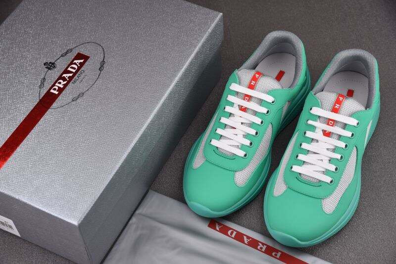 PA Low Sneakers