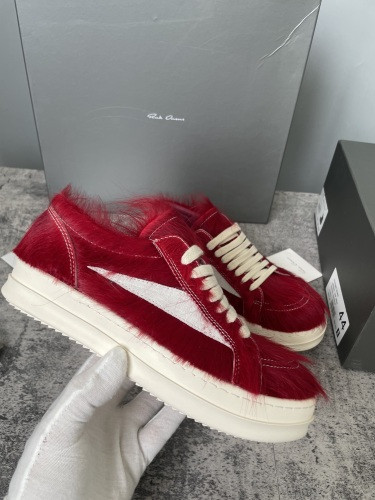 RO Sneakers