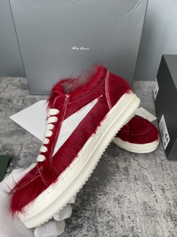 RO Sneakers