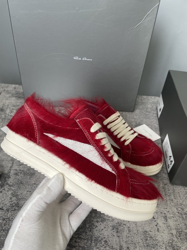 RO Sneakers