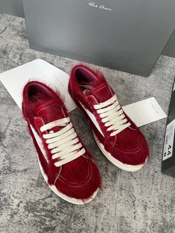 RO Sneakers