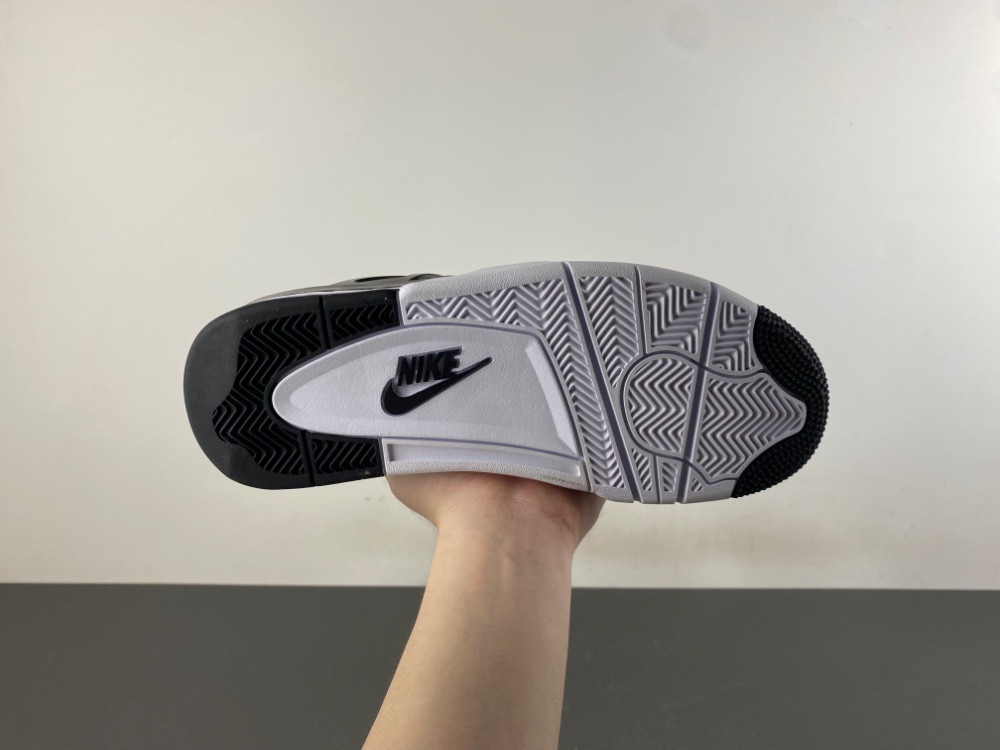 Air Jordan 4 Retro DM0032-016