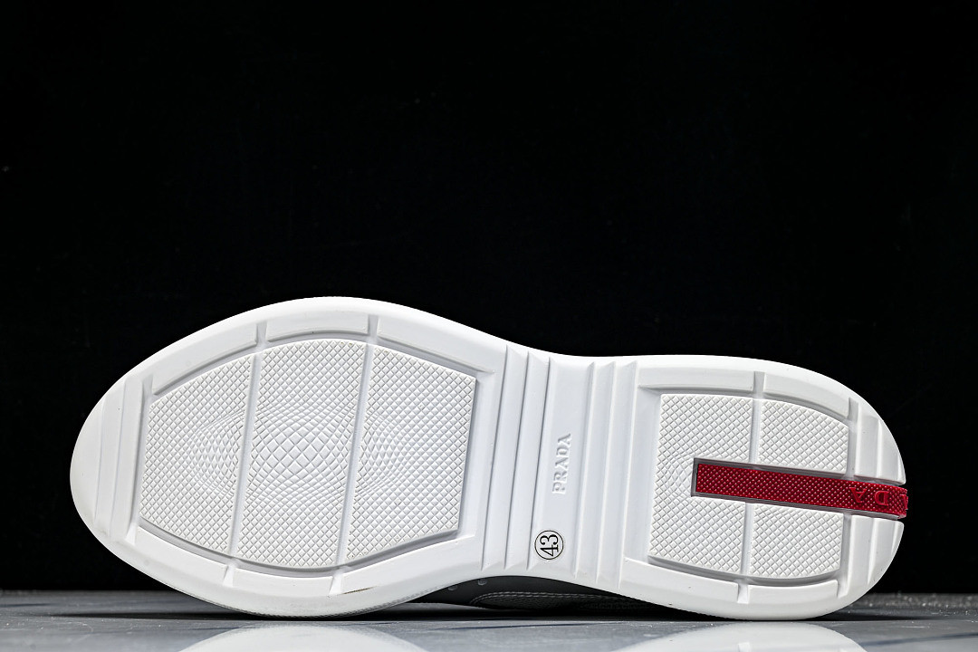 PA Low Sneakers