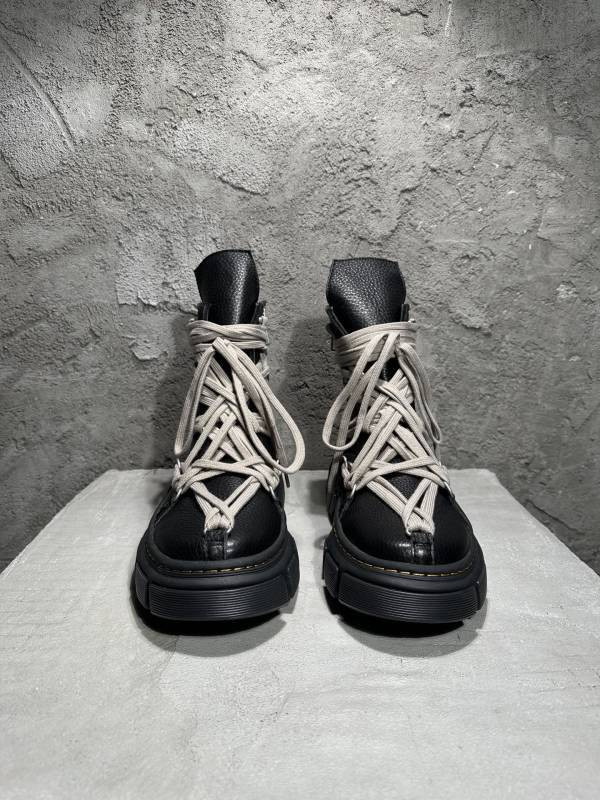 RO Sneakers
